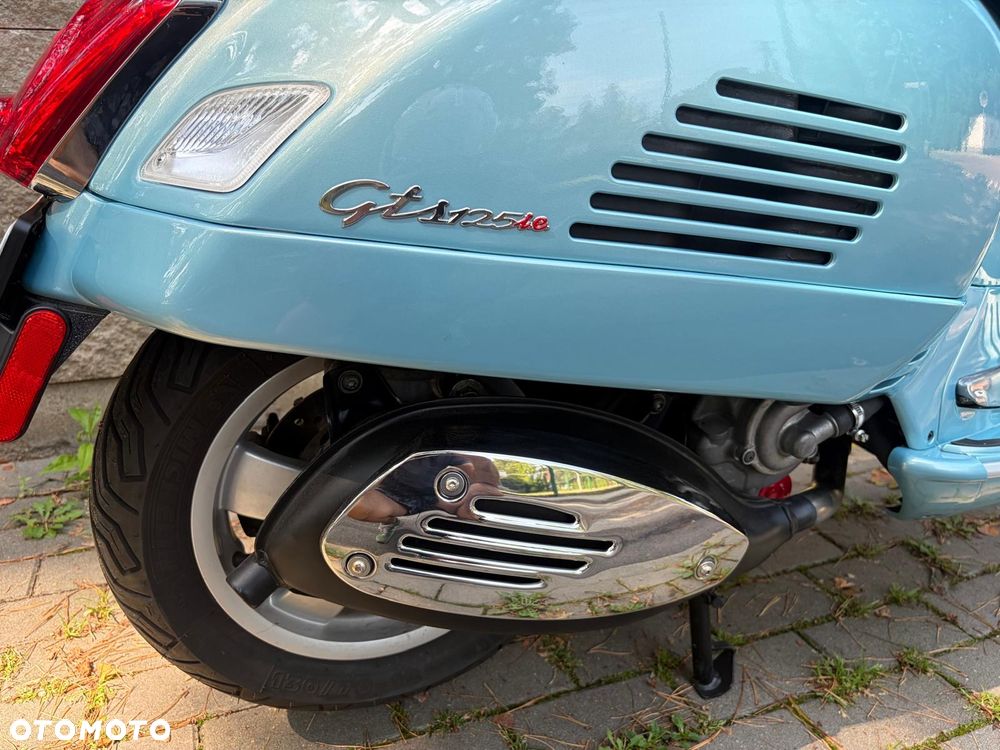 Vespa GTS - 9