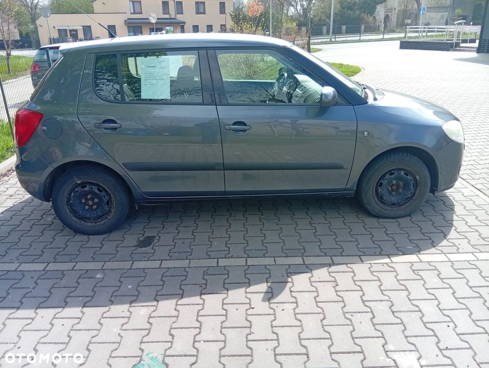 Skoda Fabia 1.4 16V Ambiente - 4