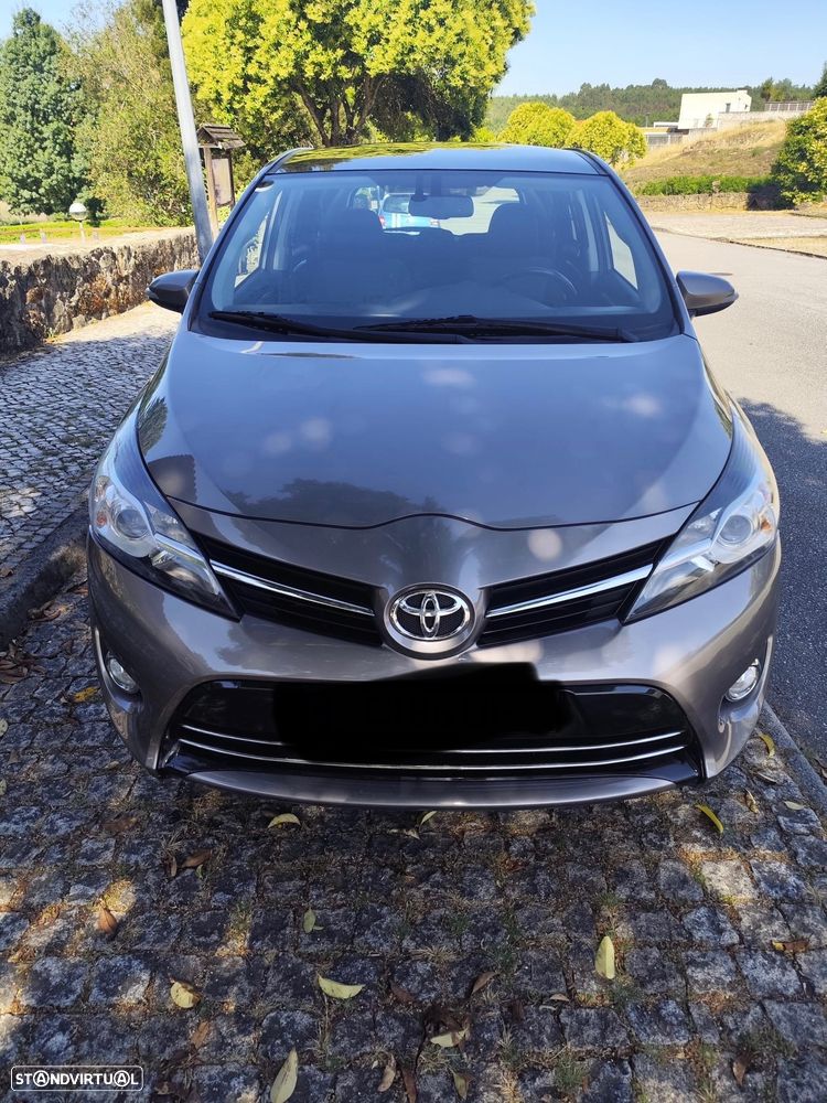 Toyota Verso 1.6 D-4D 7L S&S Skyview Edition - 4