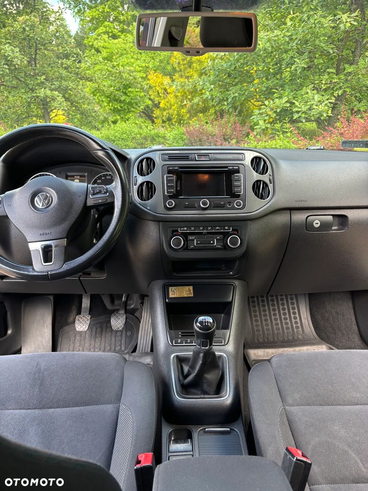 Volkswagen Tiguan - 9