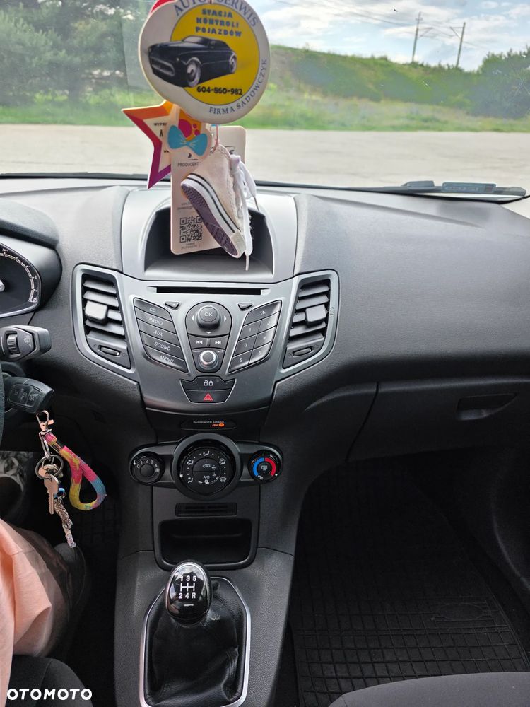 Ford Fiesta - 7