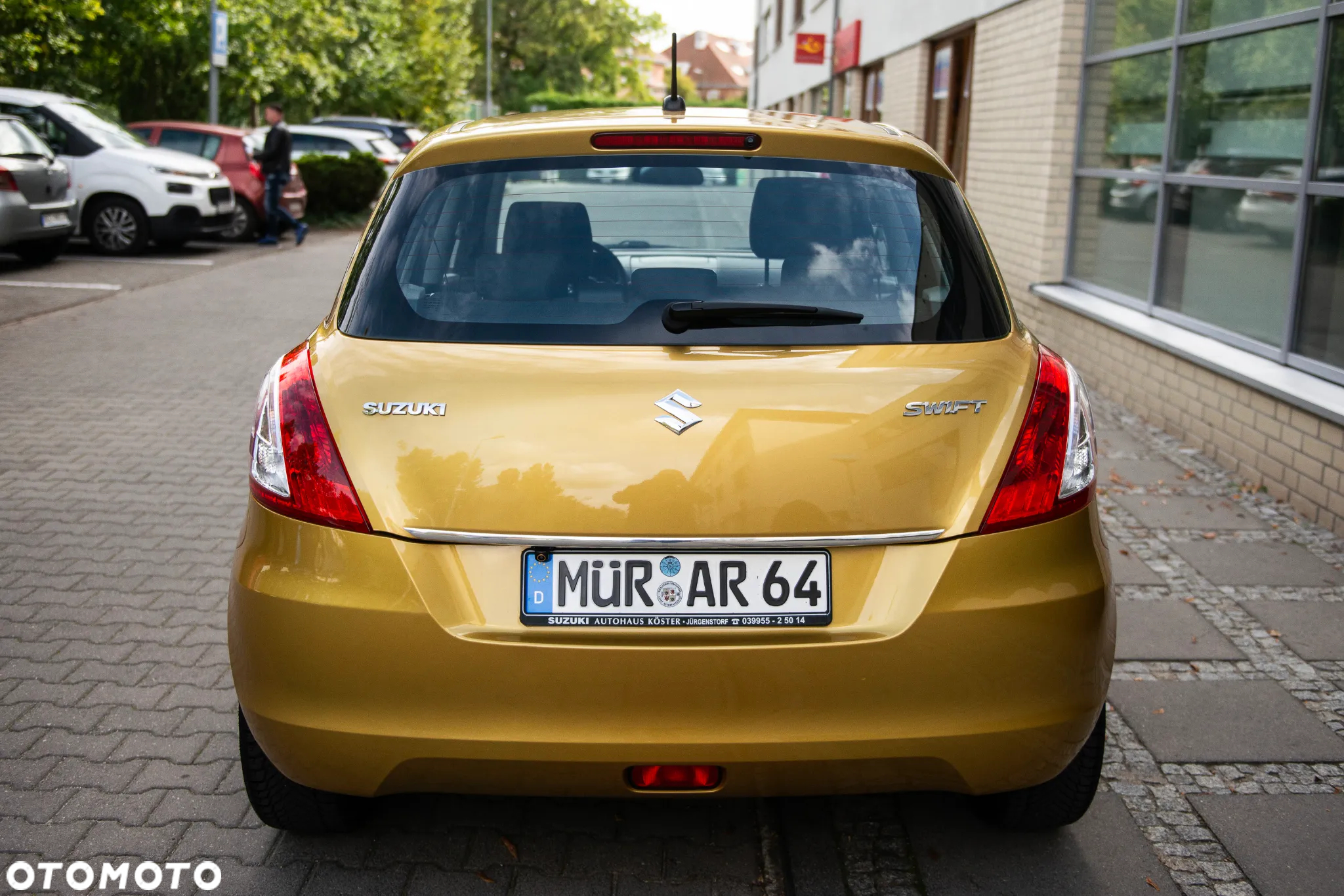 Suzuki Swift 1.2 Premium - 5