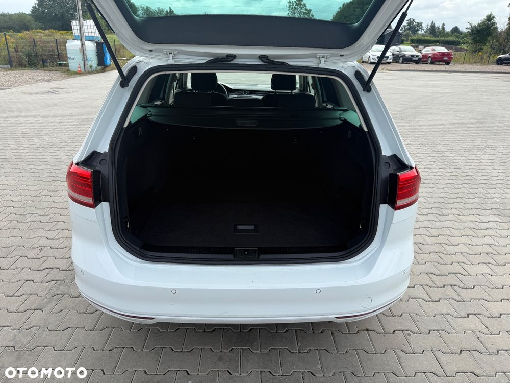 Volkswagen Passat 2.0 TDI BMT Trendline - 6