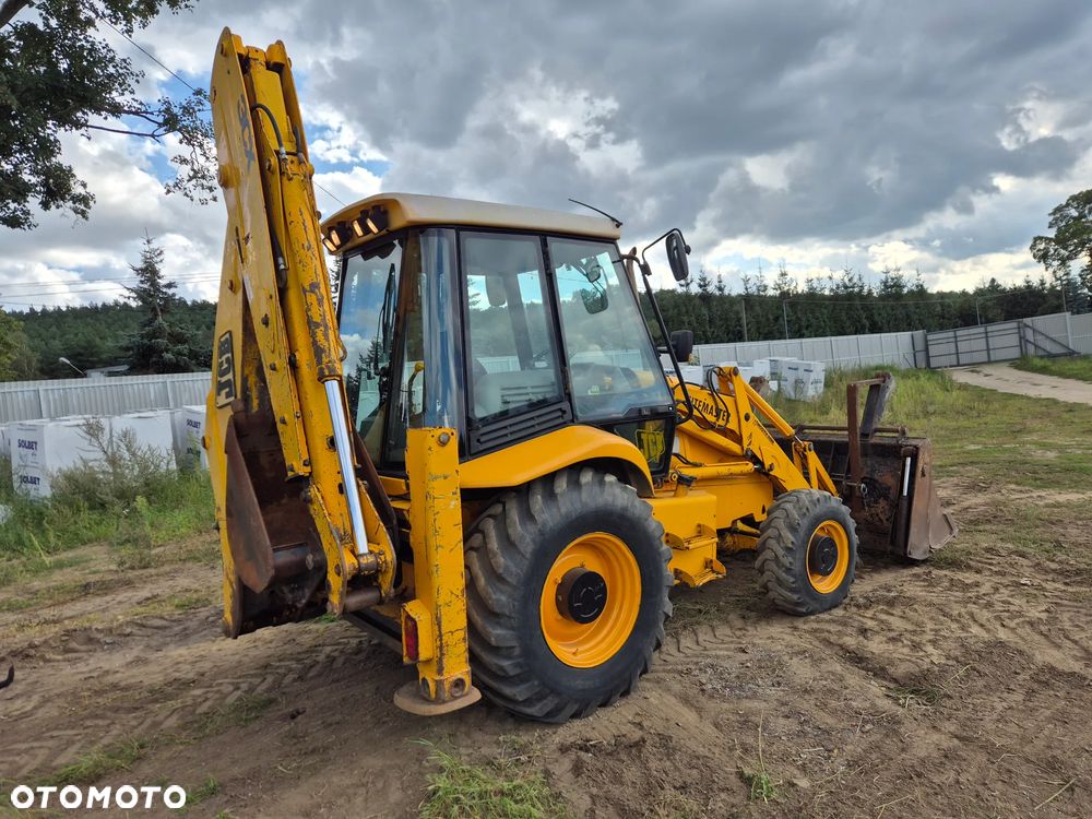 JCB 3cx na Rrównych kołach 4cx - 4