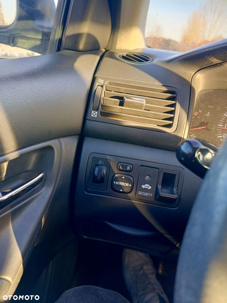 Toyota Corolla 1.4 VVT-i Terra Polaris - 14