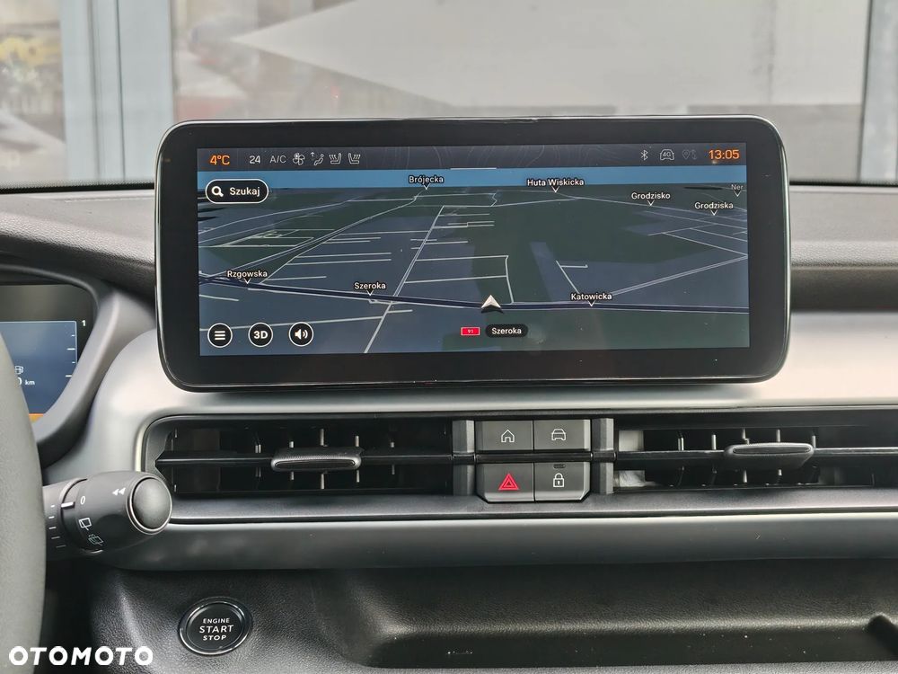 Jeep Avenger 1.2 T3 mHEV Summit FWD eDCT6 - 19