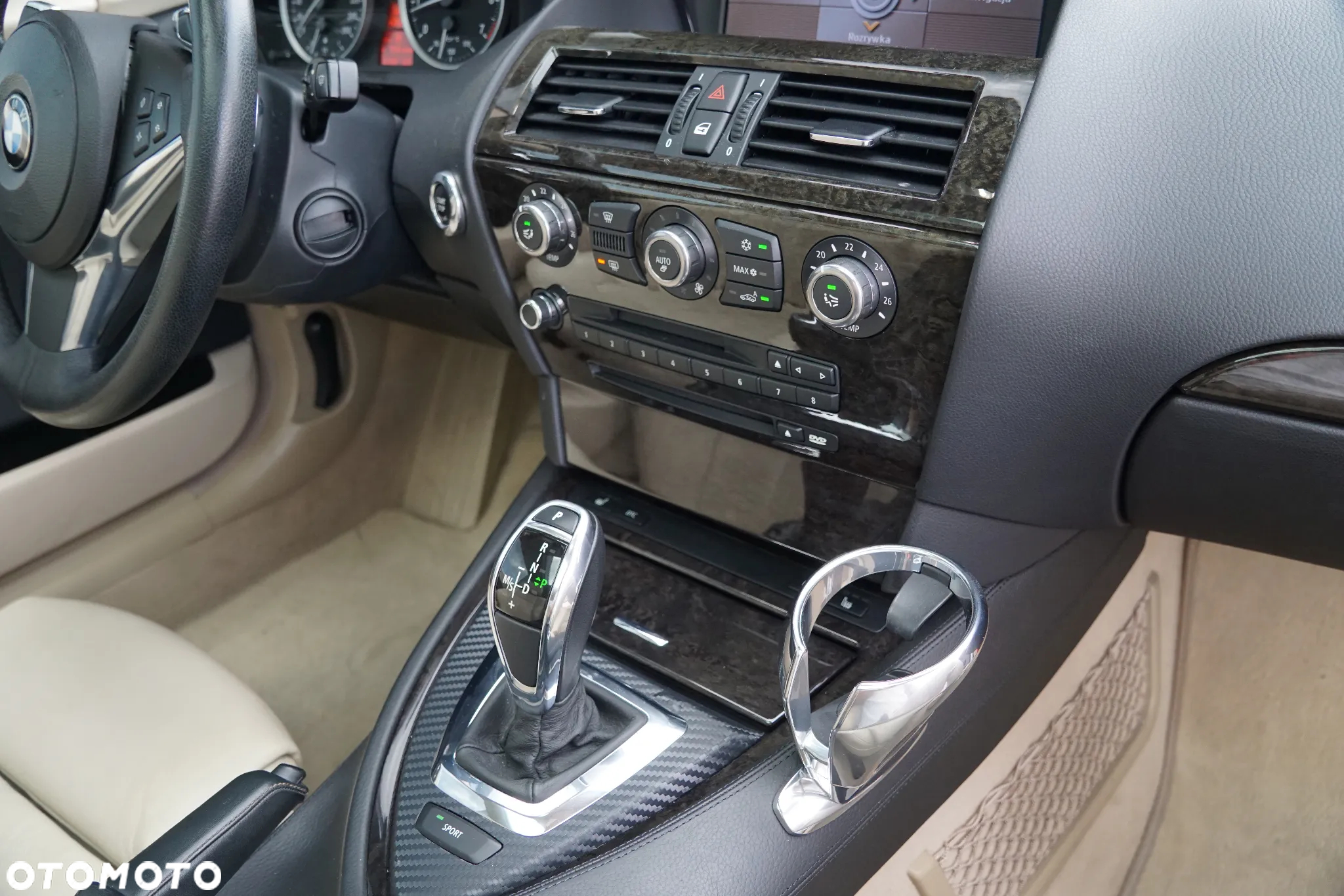 BMW Seria 6 650 i - 31