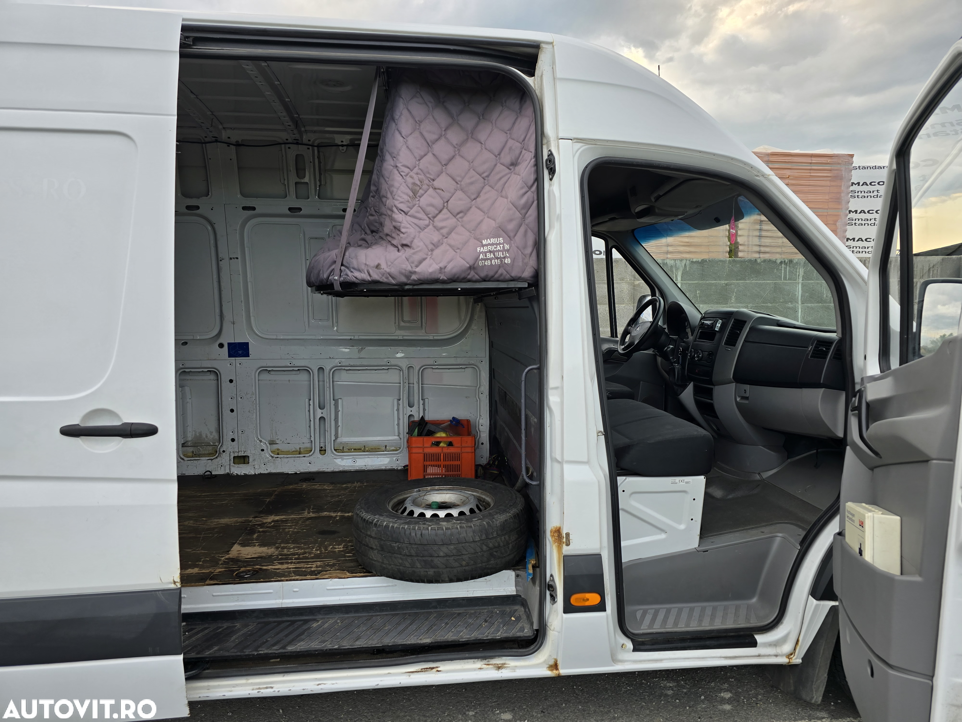 Mercedes-Benz Sprinter - 9