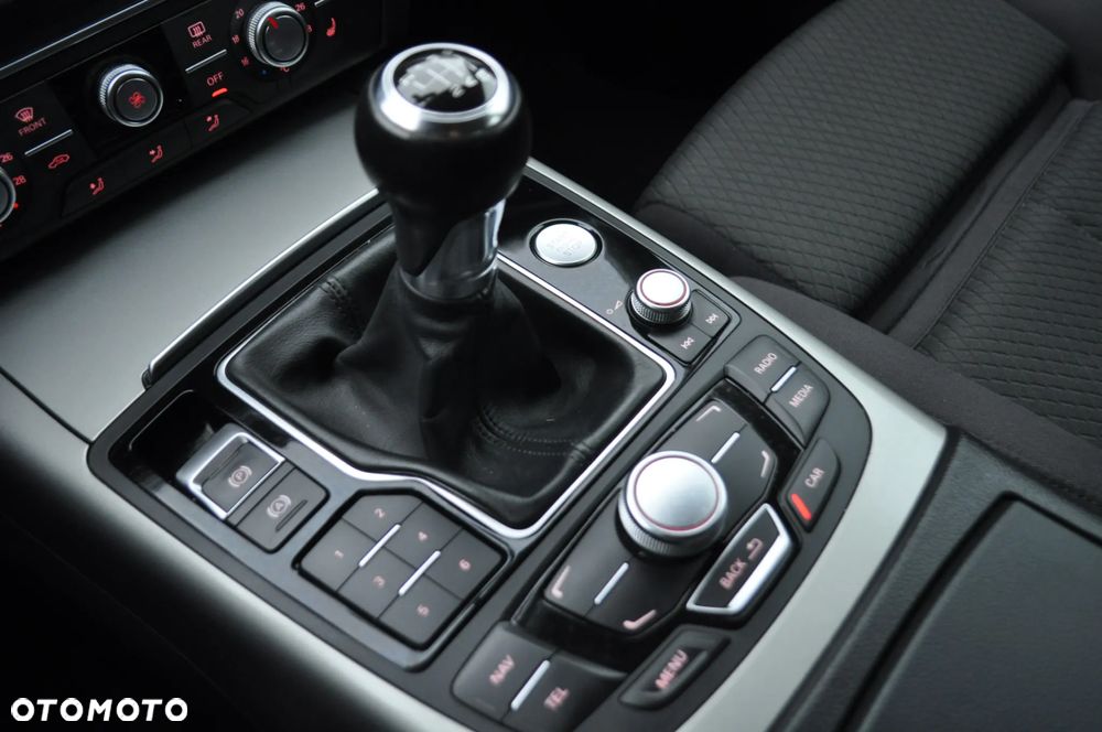 Audi A6 Avant 2.0 TDI DPF - 13