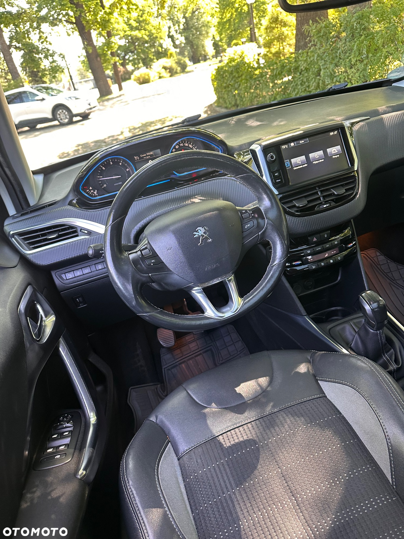 Peugeot 2008 e-HDi FAP 92 STOP & START Style - 27