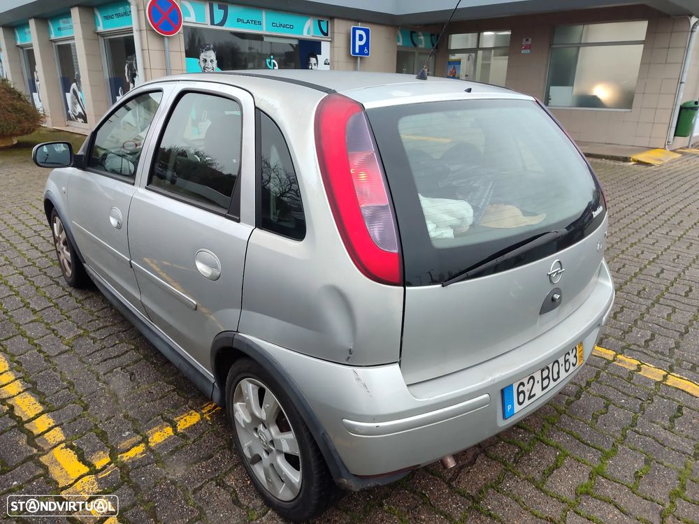 Opel Corsa 1.2 Enjoy - 3