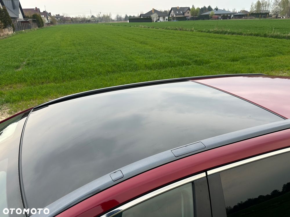 Toyota Avensis 2.0 Selection MS - 21