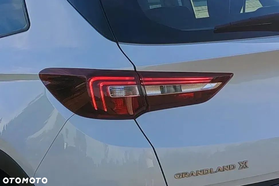 Opel Grandland X 1.6 Start/Stop Automatik Business Elegance - 29