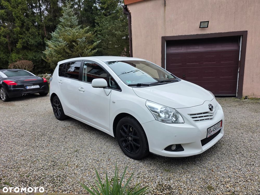 Toyota Verso 1.8 Premium 7os - 2