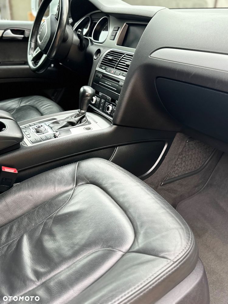 Audi Q7 - 7