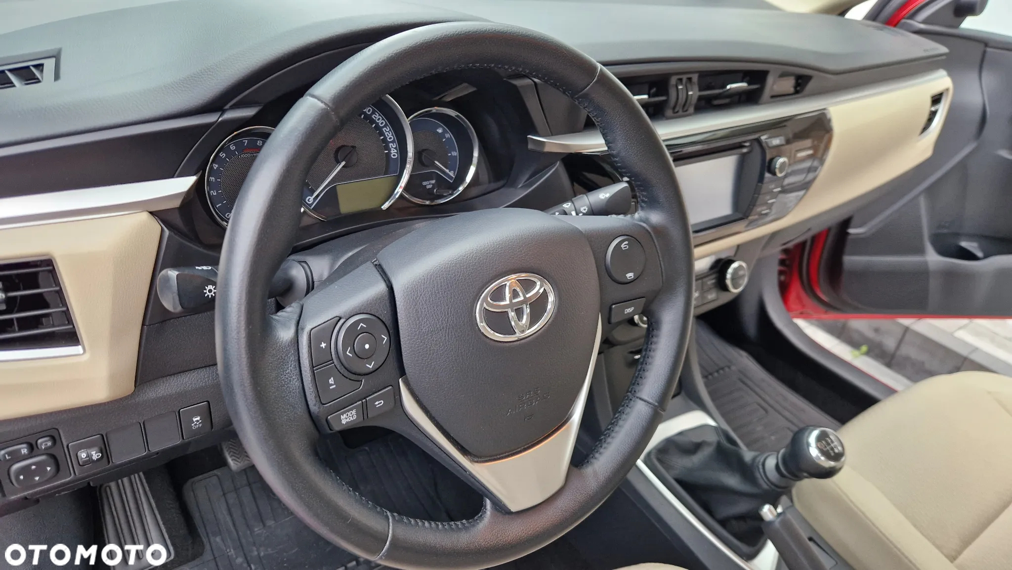 Toyota Corolla 1.6 Premium EU6 - 17