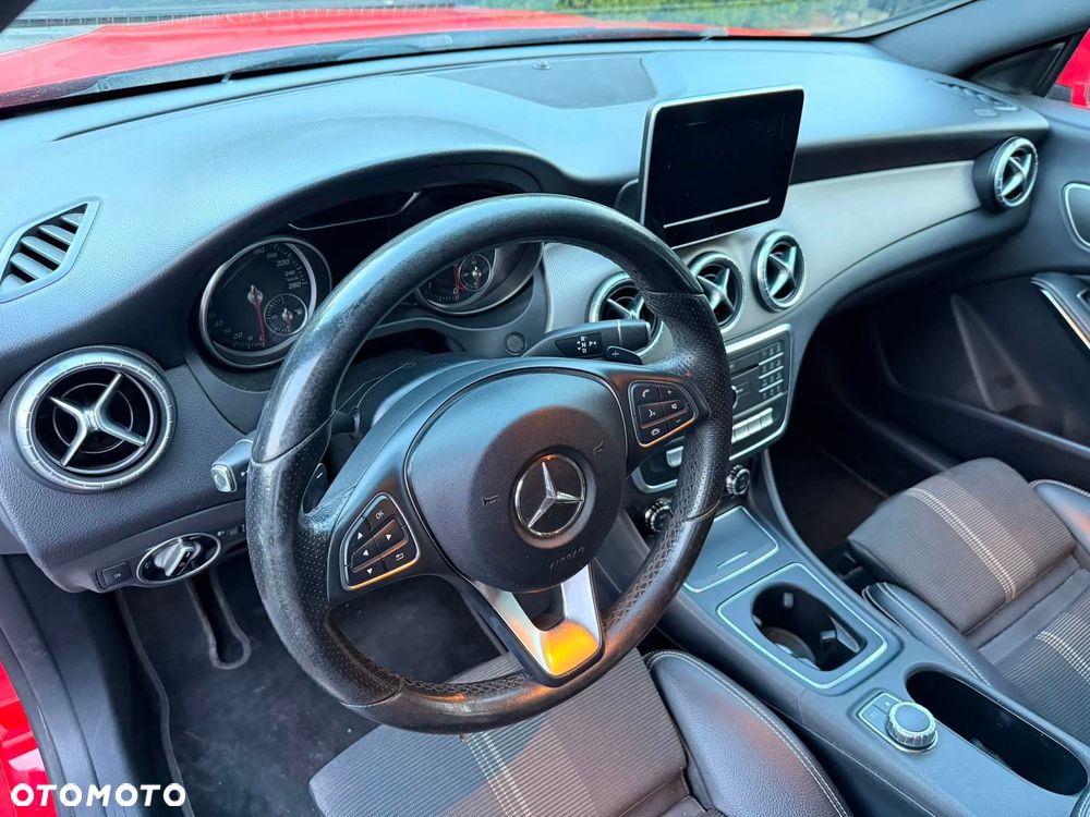 Mercedes-Benz CLA 200 (CDI) d 7G-DCT - 20