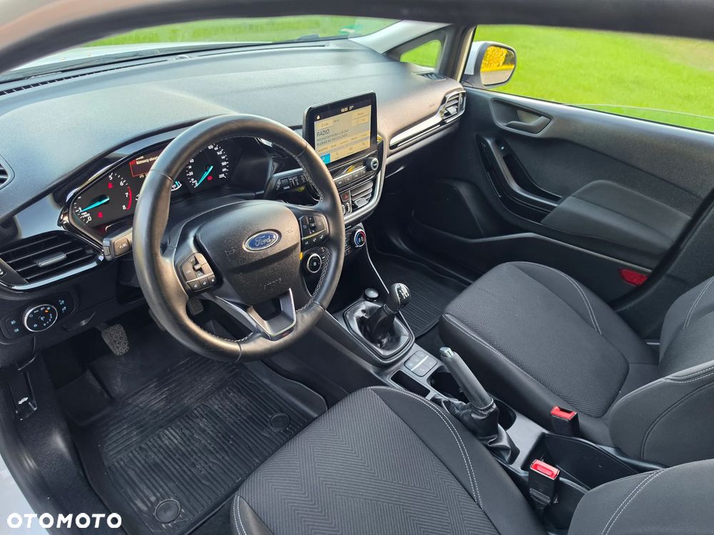 Ford Fiesta - 18