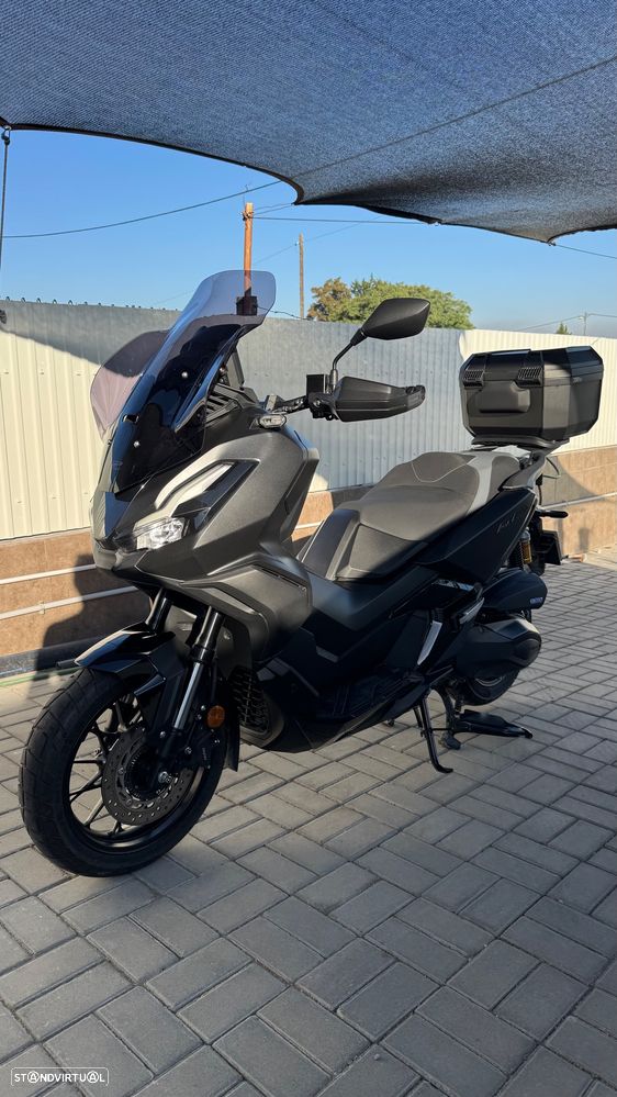 Honda ADV - 1