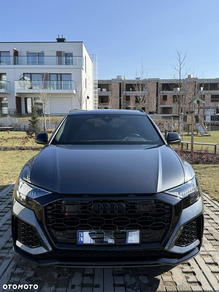 Audi RS Q8 - 8