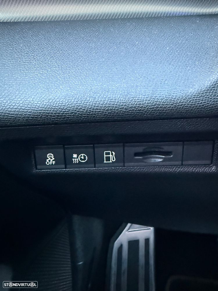 Peugeot 308 225 e-EAT8 GT - 34