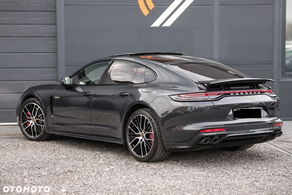 Porsche Panamera - 6