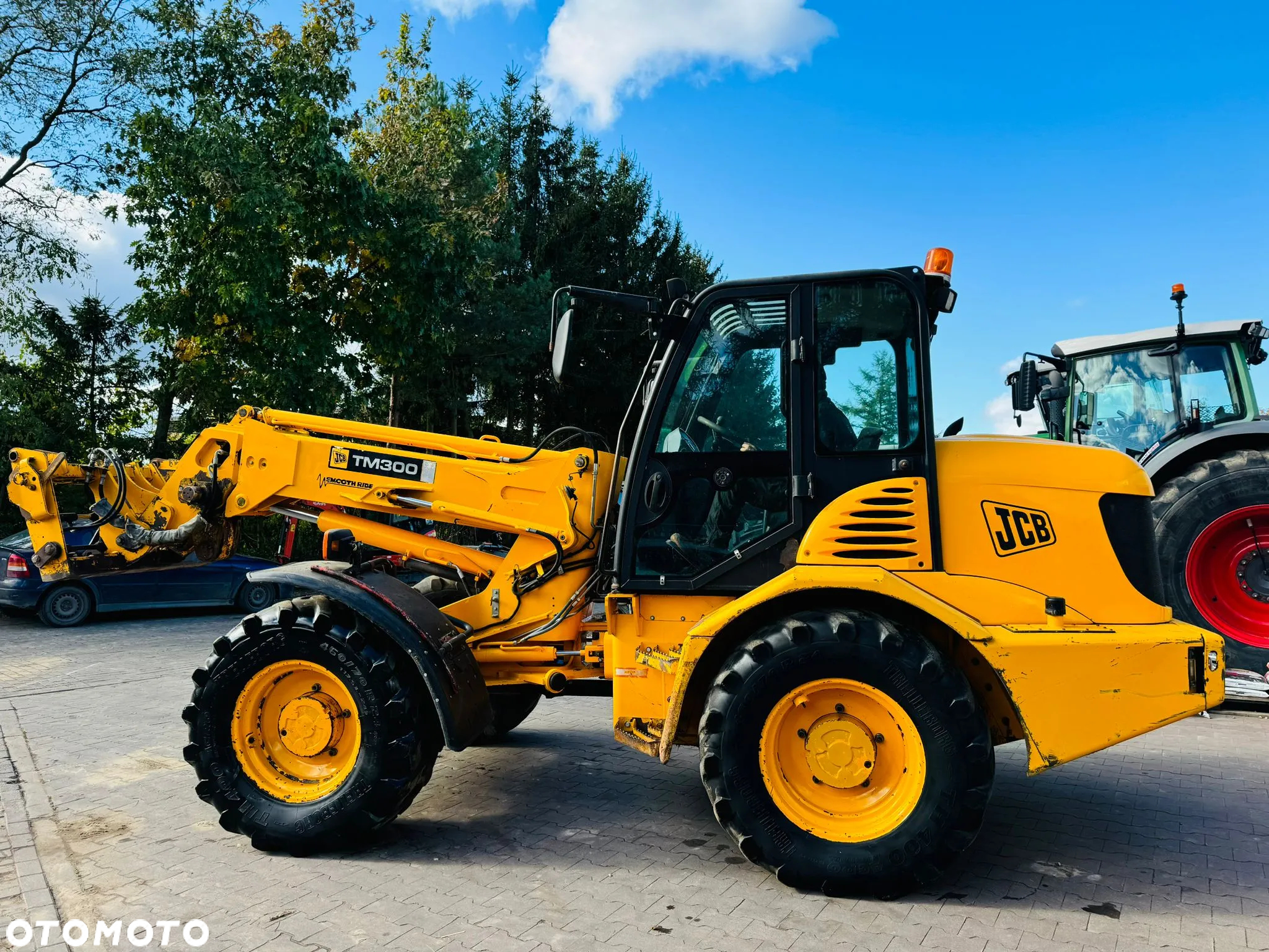 JCB TM300 - 16