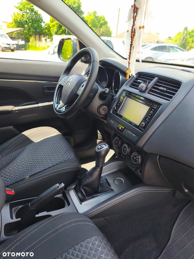 Mitsubishi ASX 2.0 Invite - 13