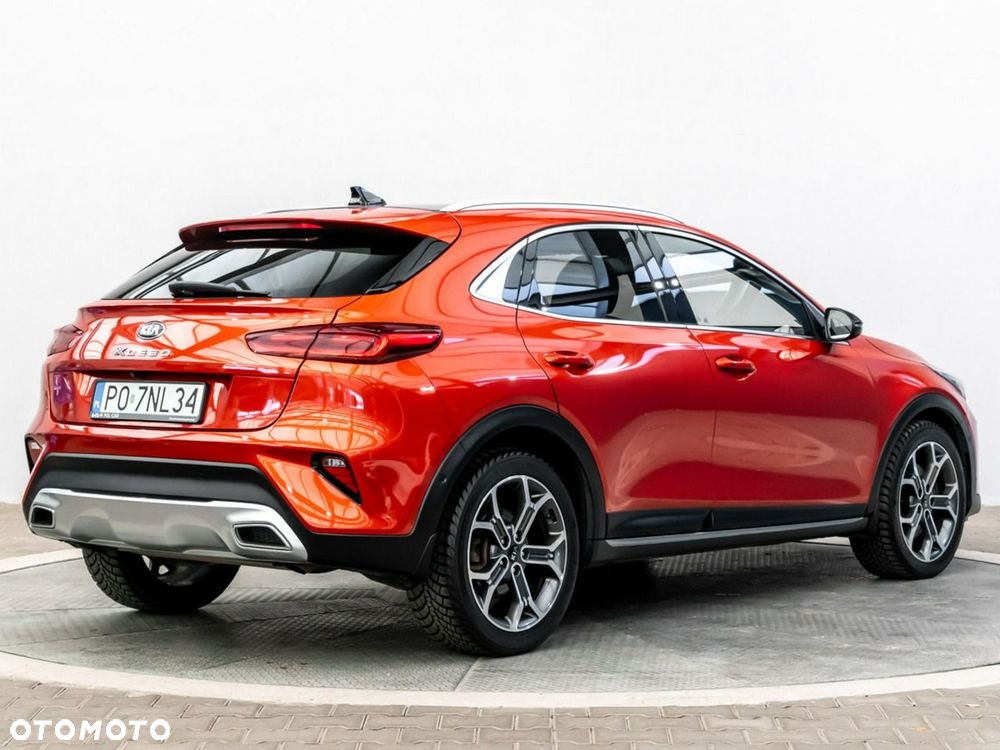 Kia XCeed 1.6 T-GDI L Business Line DCT - 3