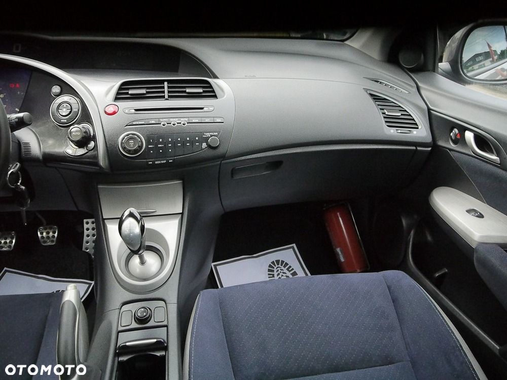 Honda Civic 1.8i-VTEC Executive - 24