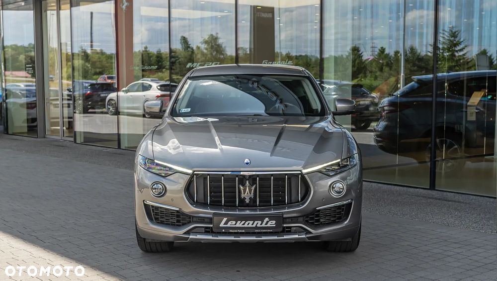 Maserati Levante Granlusso - 8