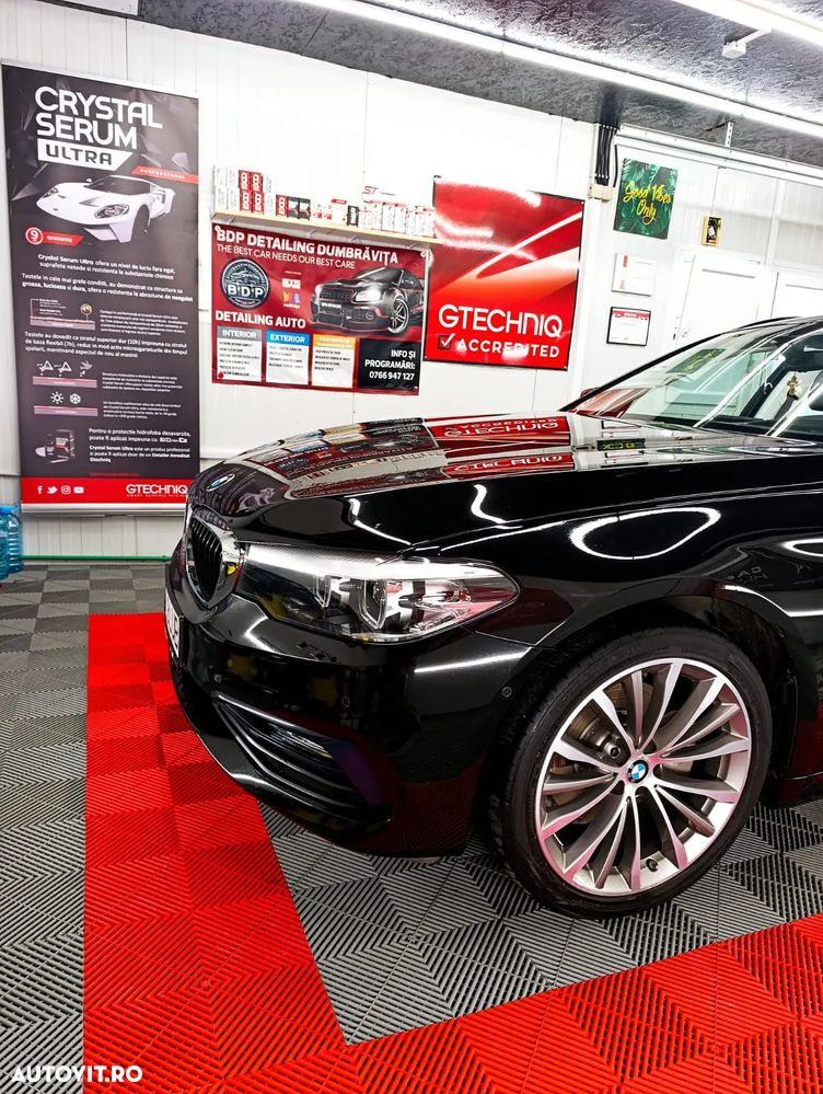 BMW Seria 5 520d Touring Aut. Sport Line - 13