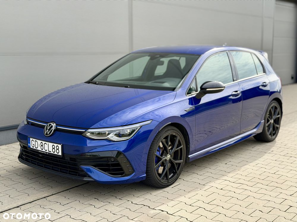 Volkswagen Golf - 8