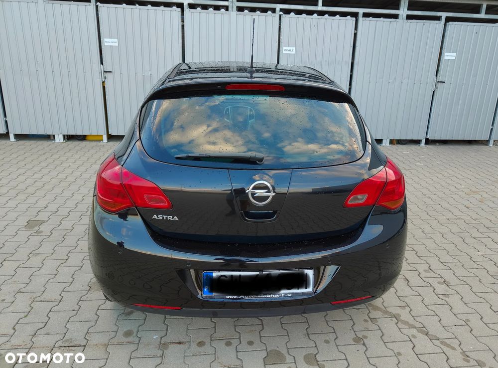 Opel Astra - 16