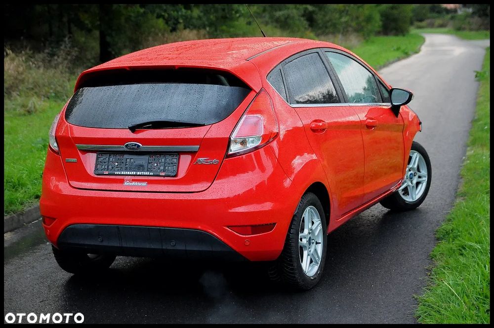 Ford Fiesta 1.0 EcoBoost S&S TITANIUM - 15