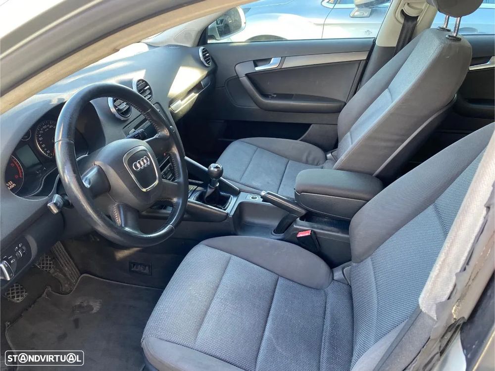 Audi A3 Sportback 1.6 TDI Attraction - 13