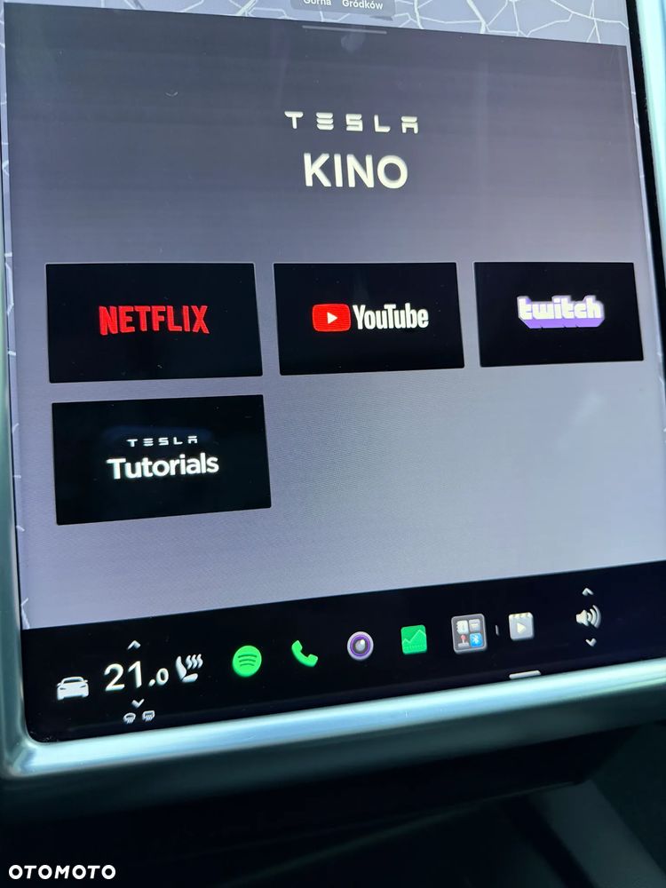Tesla Model S 85 D - 26