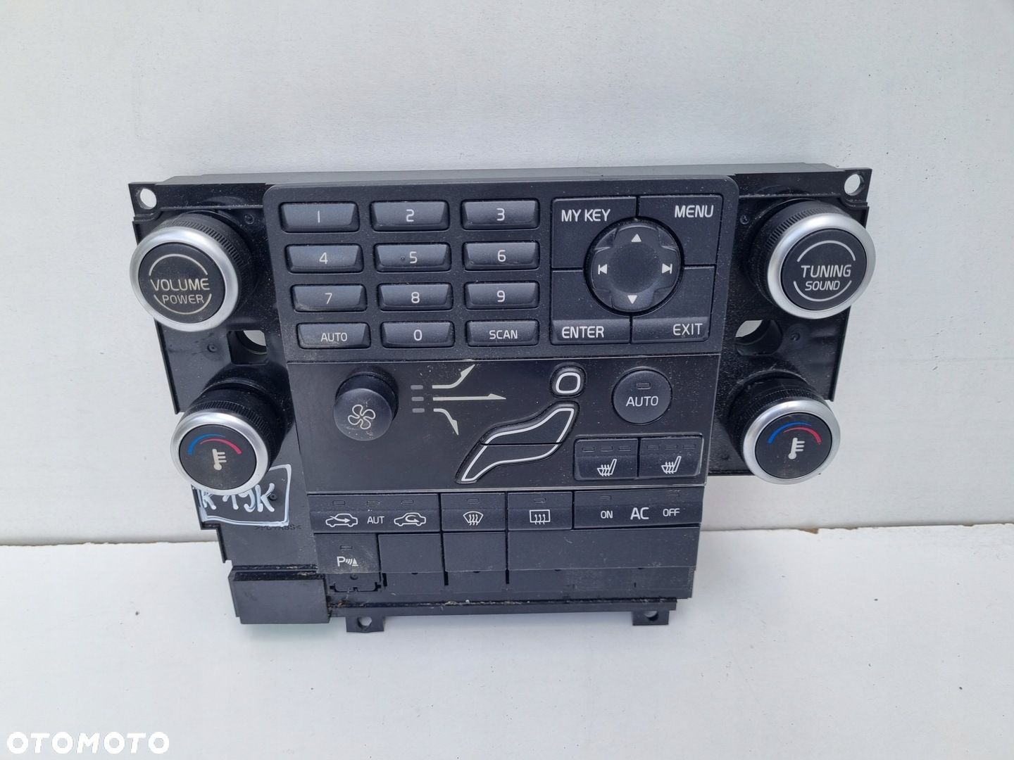 Volvo XC70 II S80 II V70 III PANEL KLIMATYZACJI Radia sterowania 30782909 - 1