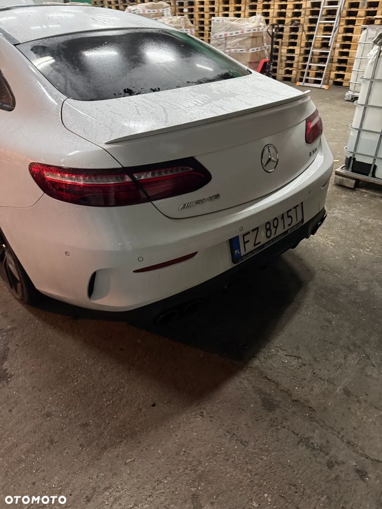 Mercedes-Benz Klasa E - 3