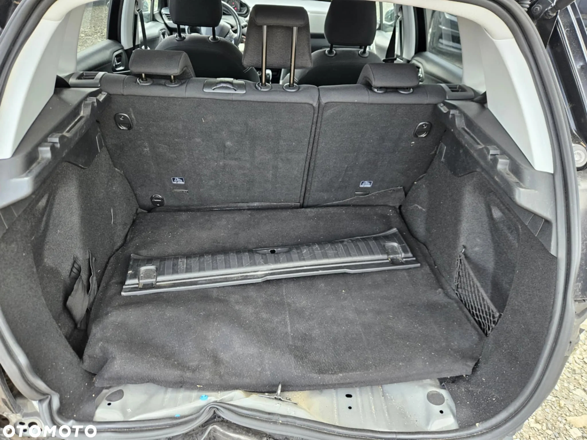 Peugeot 2008 1.6 BlueHDi Style - 18
