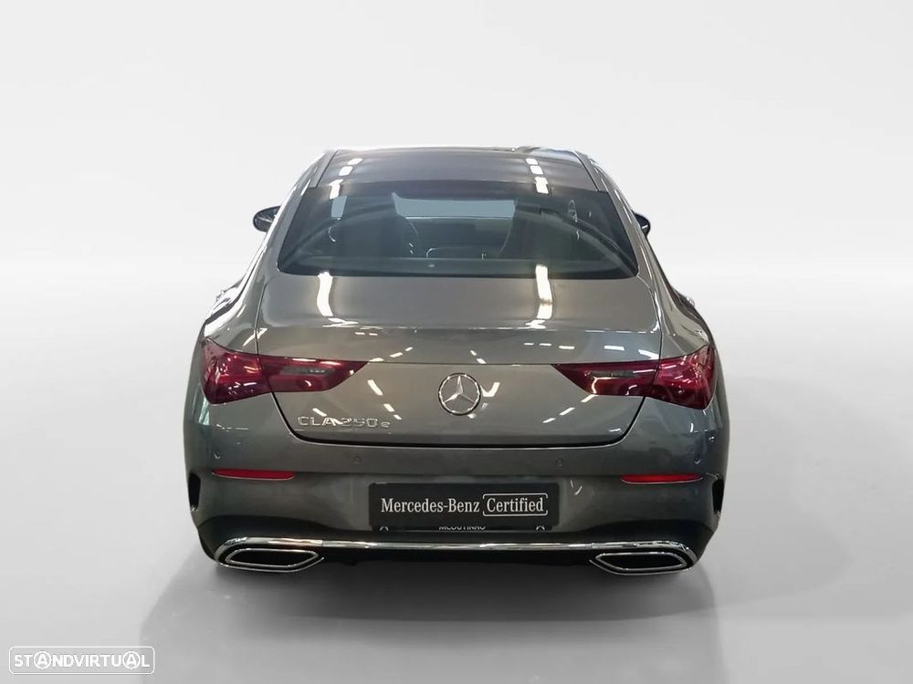 Mercedes-Benz CLA 250 e AMG Line - 5