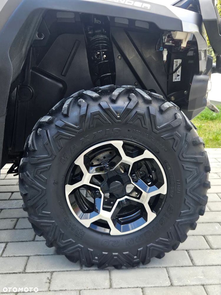 Can-Am Renegade - 31