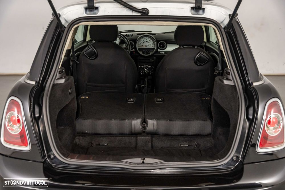 MINI 3 Portas Cooper D - 20