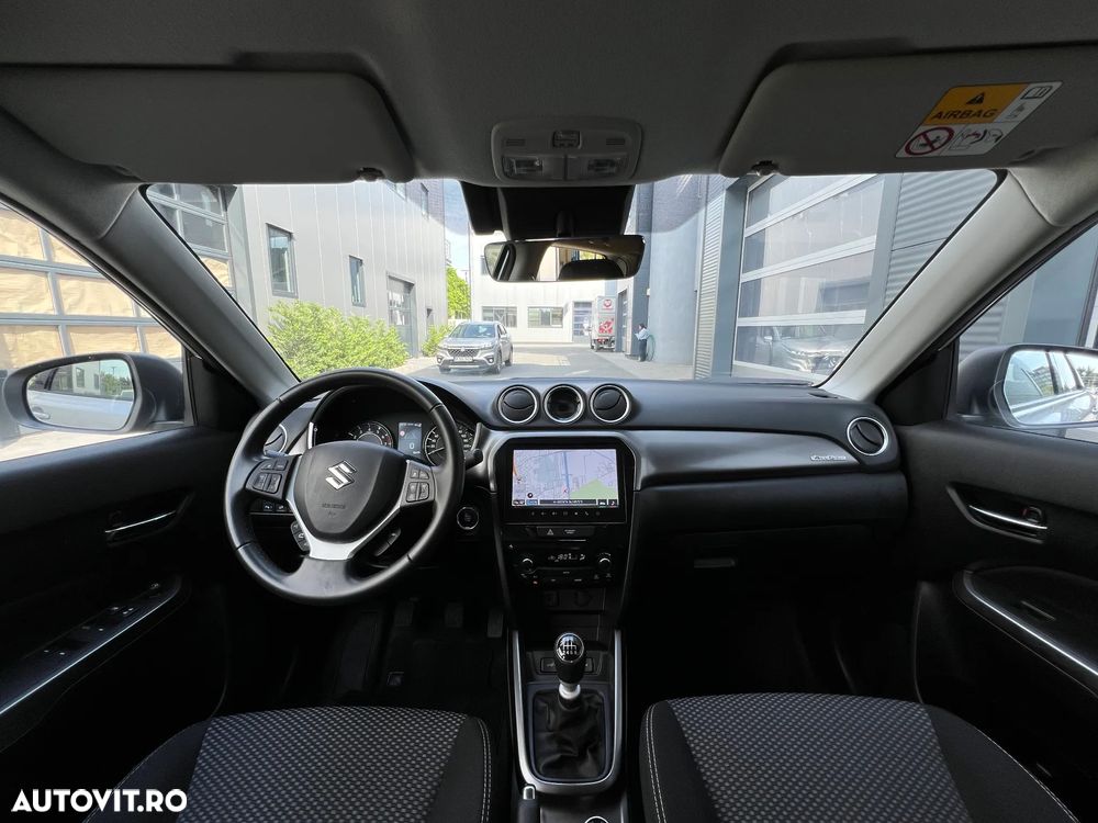 Suzuki Vitara 1.4 Boosterjet AllGrip MHEV Passion - 12
