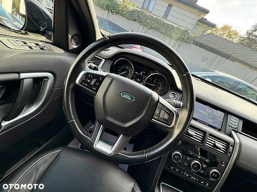 Land Rover Discovery Sport 2.0 D150 R-Dynamic - 28