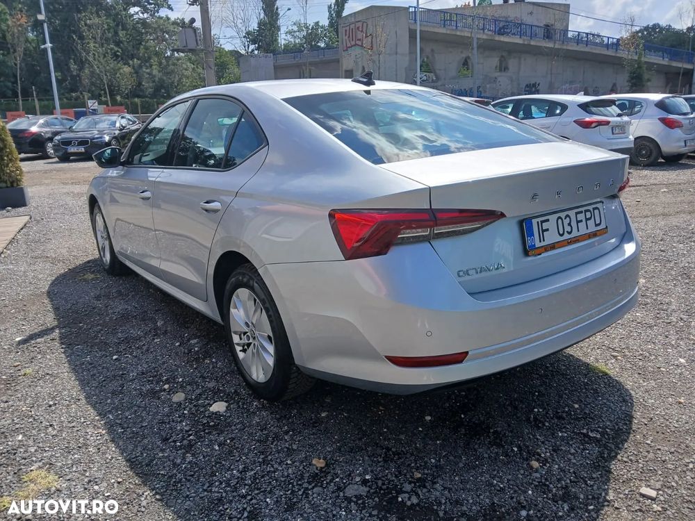 Skoda Octavia 2.0 TDI Style - 4
