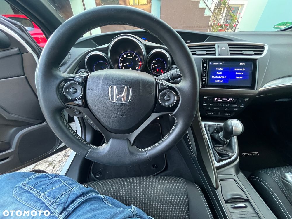 Honda Civic 1.8 i-VTEC Sport - 13