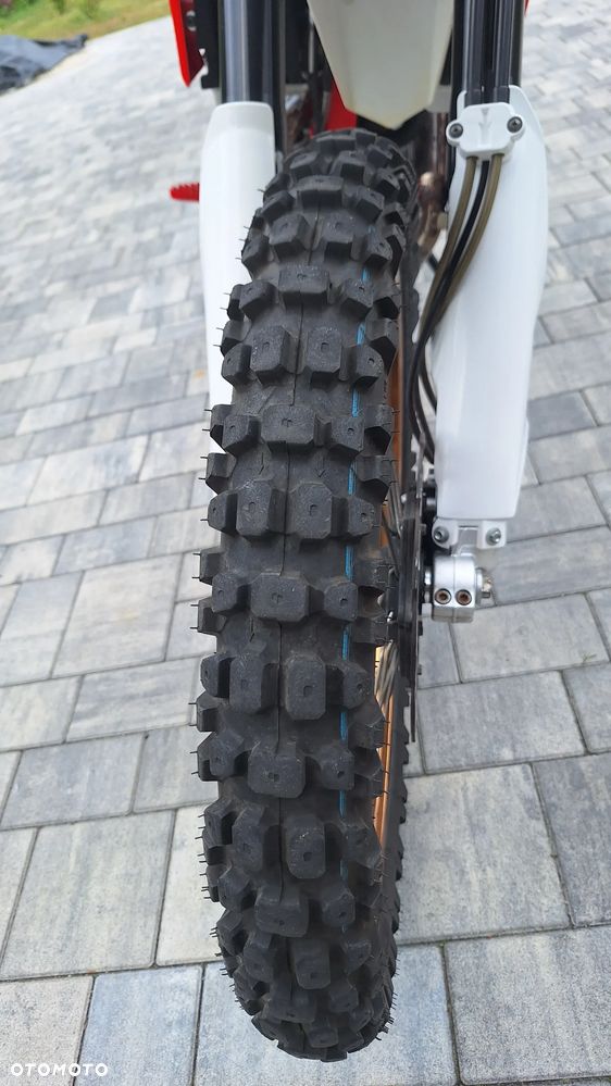 SWM RS 125 R - 14