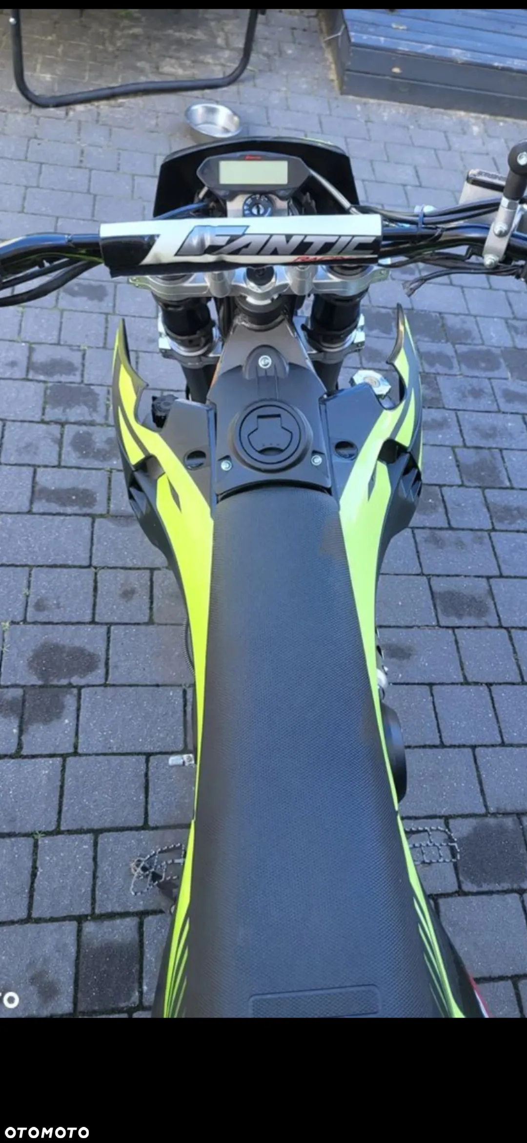 Fantic Inny - 12