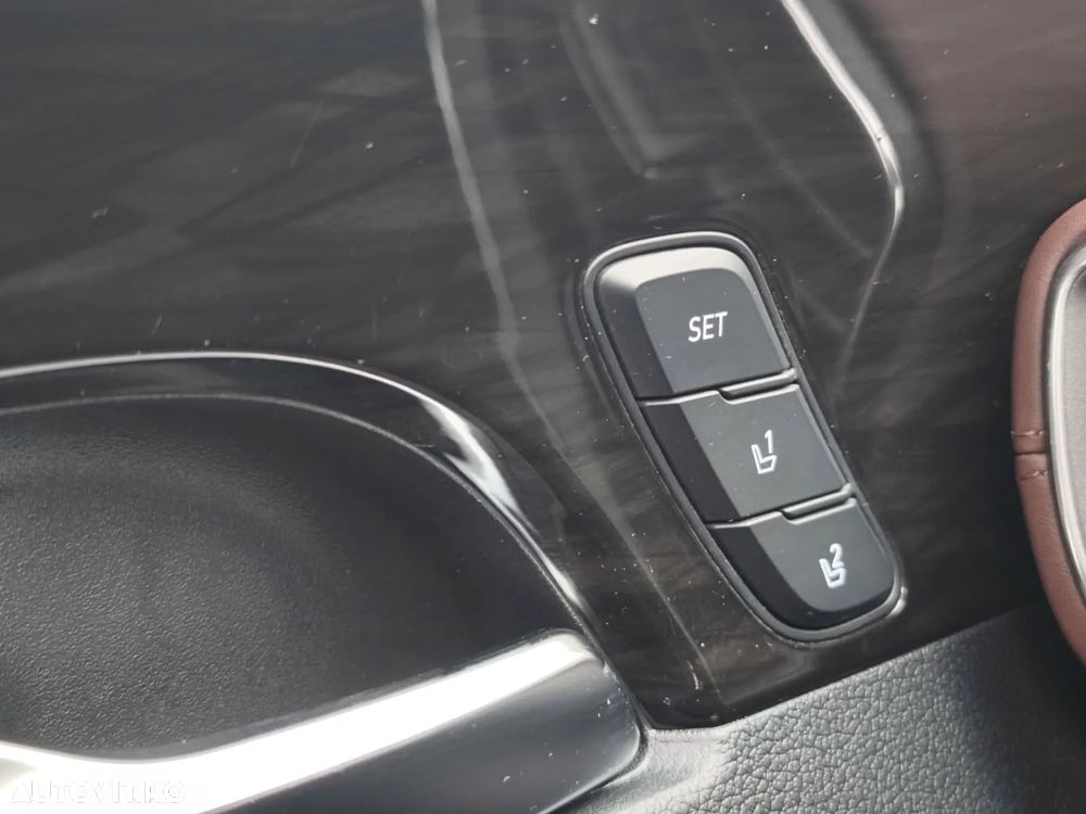 Hyundai Santa Fe 2.2 CRDi 4WD 8AT Luxury - 30